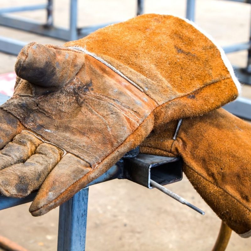 How to Choose the Right Leather Work Gloves - Expert Advice